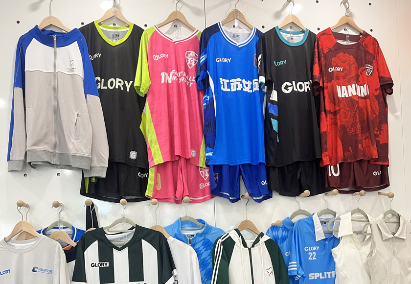 Supply sportswear and backpack