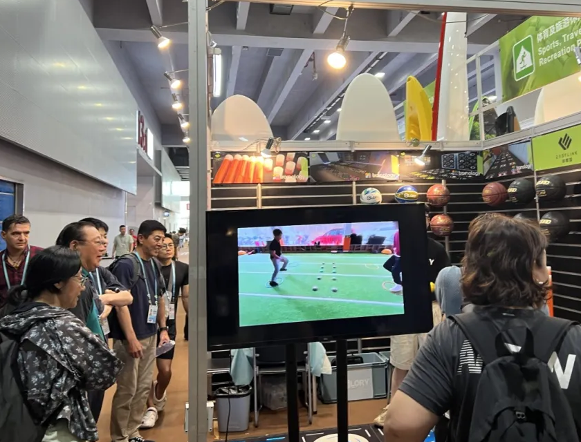 The 137th Canton Fair Has Come To A Successful Conclusion, And Dinghui Sports Has Gained Global Popularity with Its "smart Manufacturing" Strength